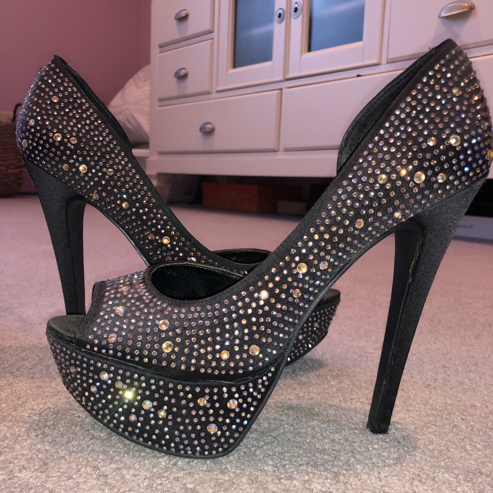 Sexy rhinestone studded high heels